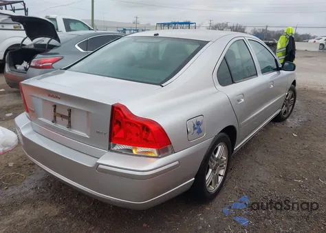 2006 Volvo S60 2.5T from USA, damaged, VIN YV1RS592562510659